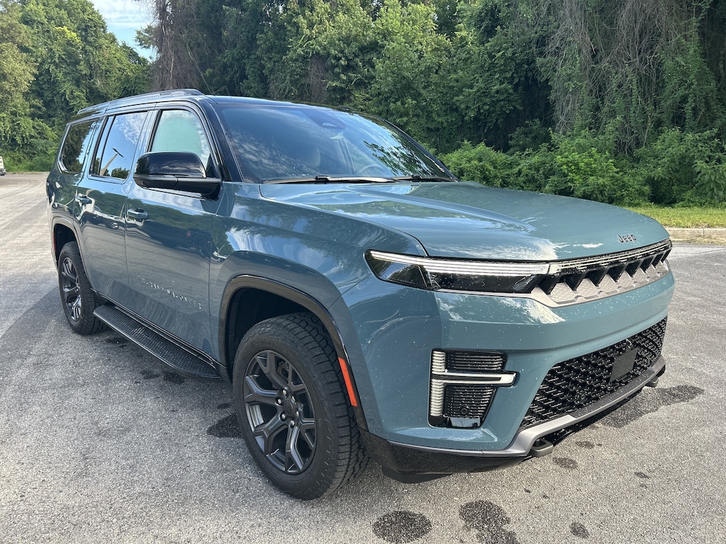 New 2026 Jeep Grand Wagoneer UPLAND 4X4 Sport Utility