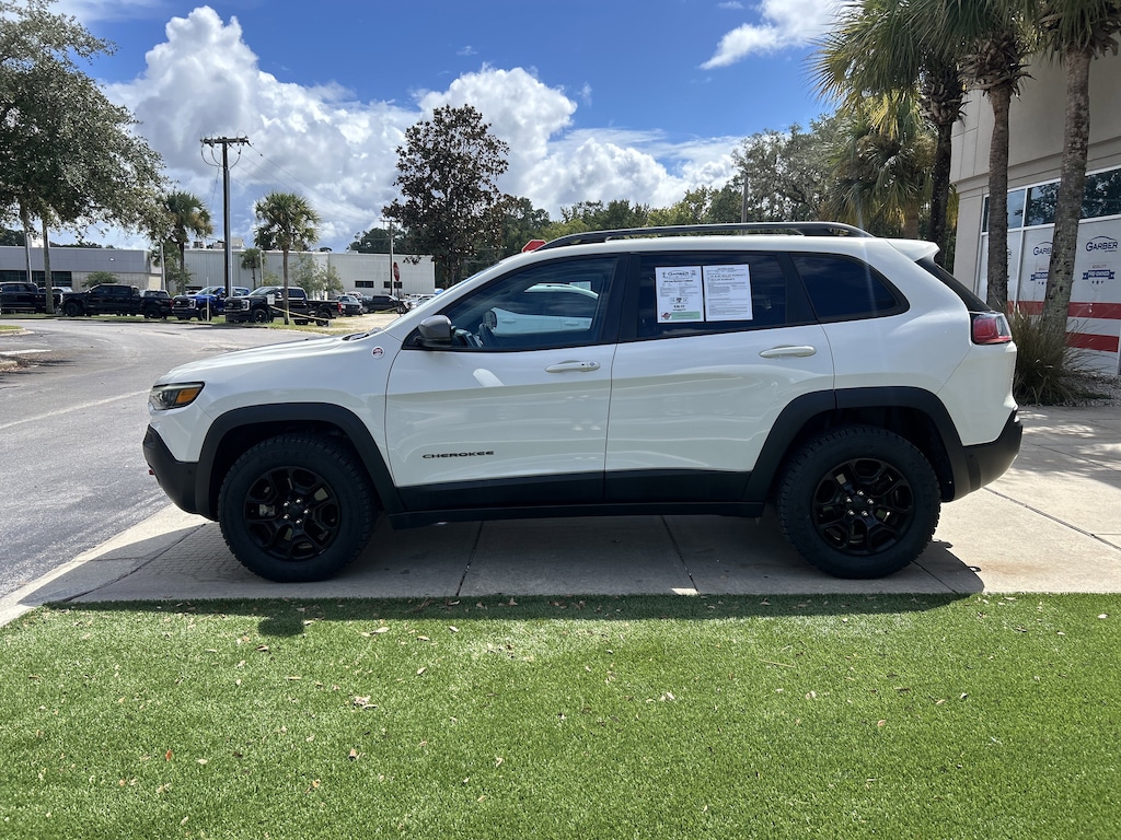 Used 2019 Jeep Cherokee Trailhawk SUV