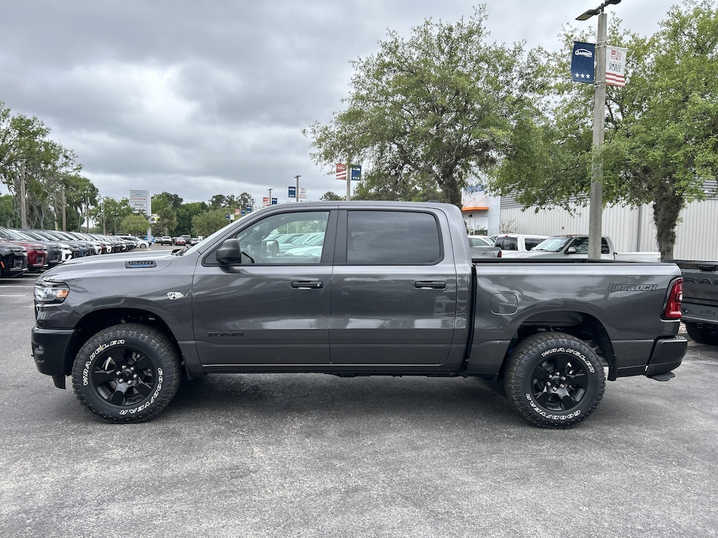 New 2026 Ram 1500 WARLOCK CREW CAB 4X4 5'7 BOX Pickup