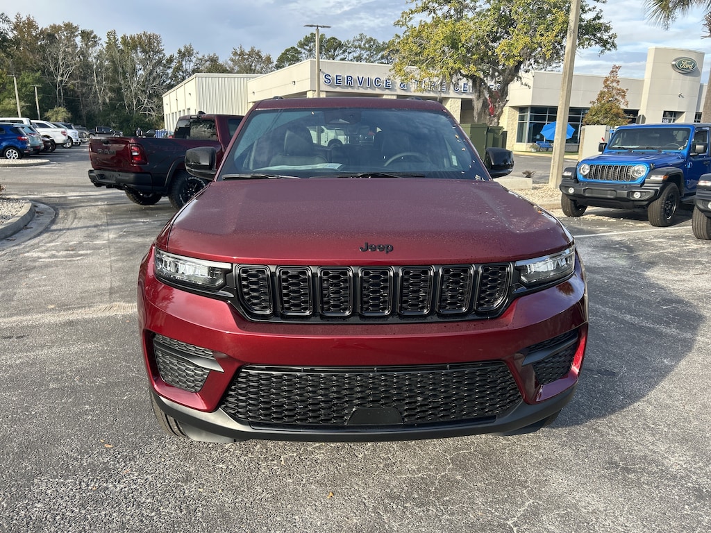 New 2025 Jeep Grand Cherokee ALTITUDE X 4X2 Sport Utility