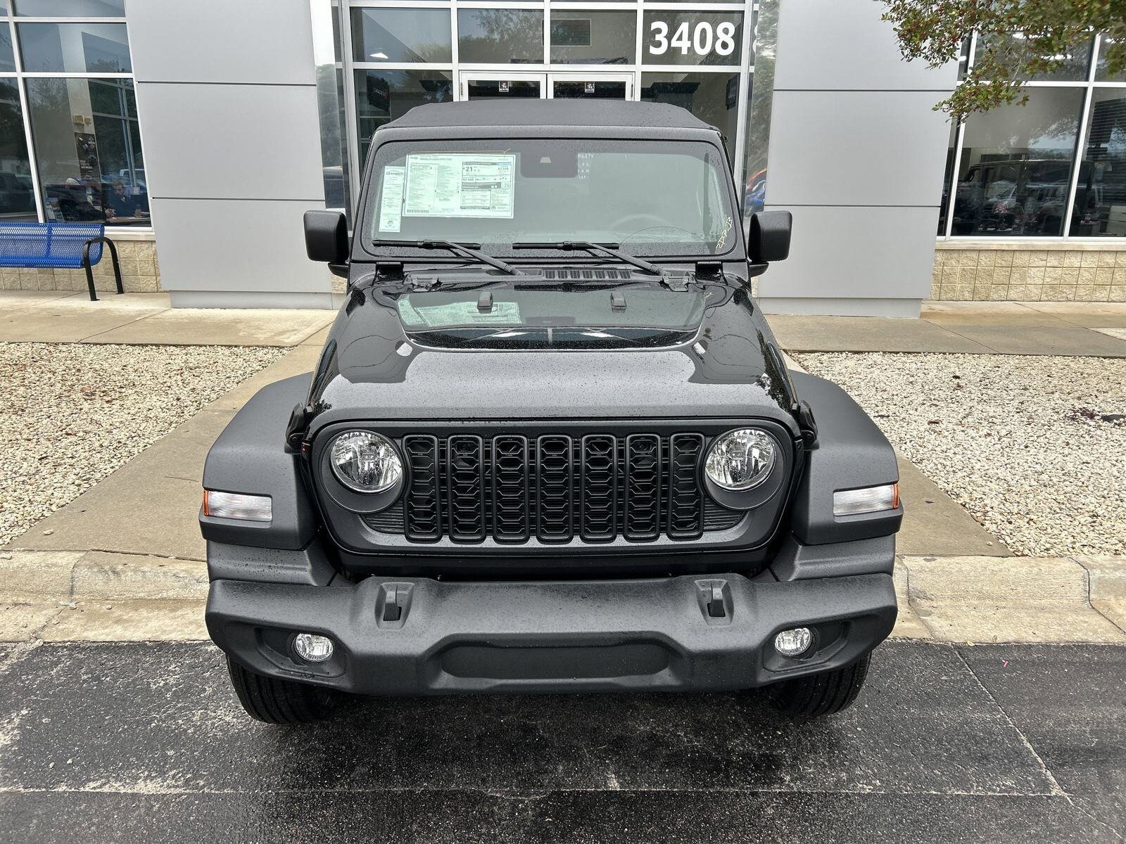 2025 Jeep Wrangler Sport S photo 4