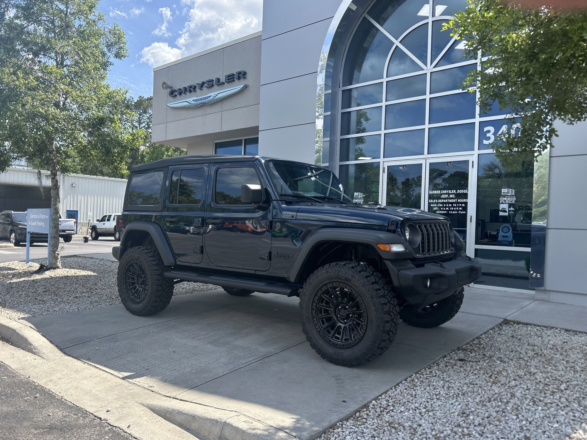 2025 Jeep Wrangler Sport photo 2