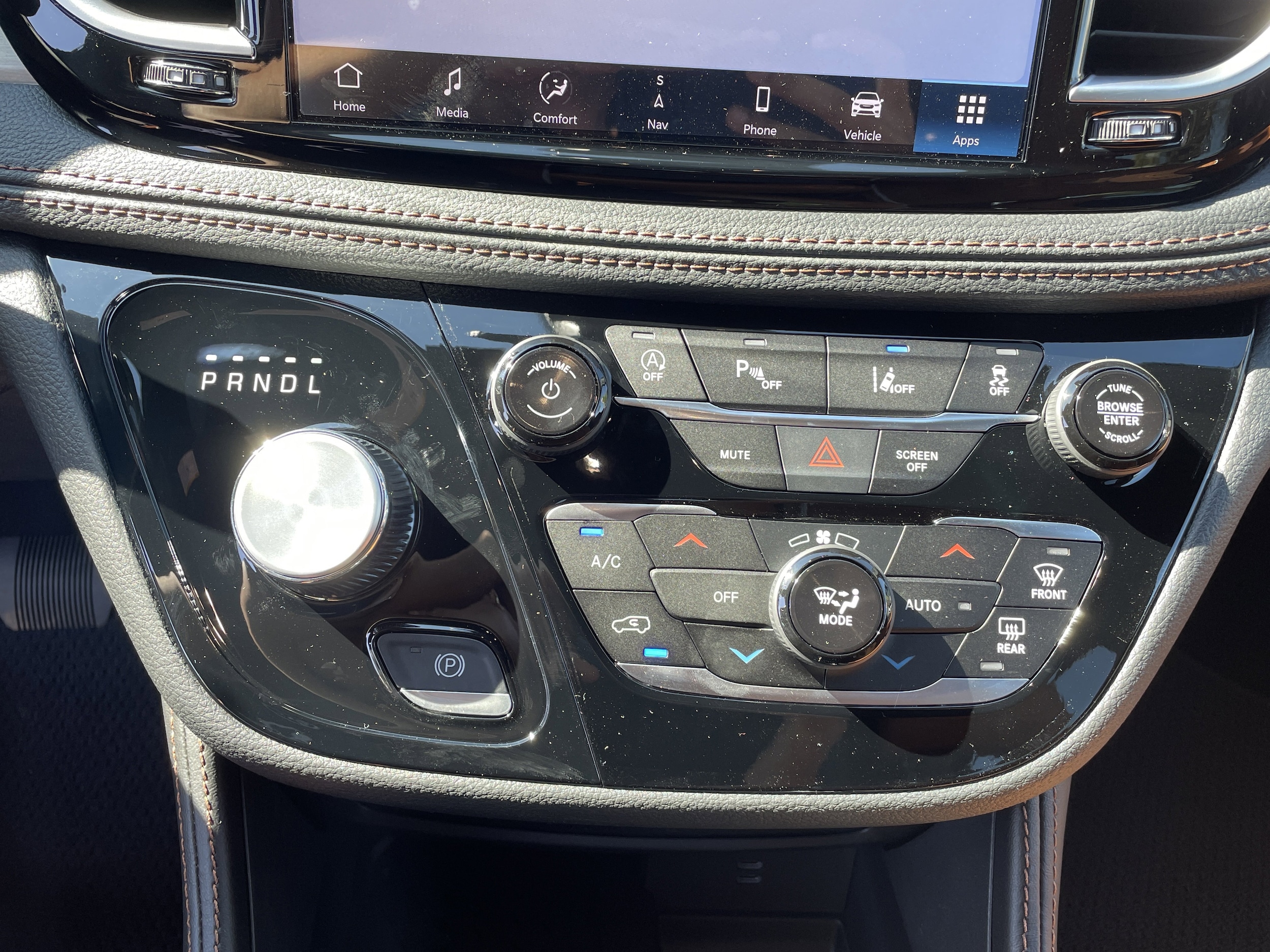 2026 Chrysler Pacifica Pinnacle - Photo 31