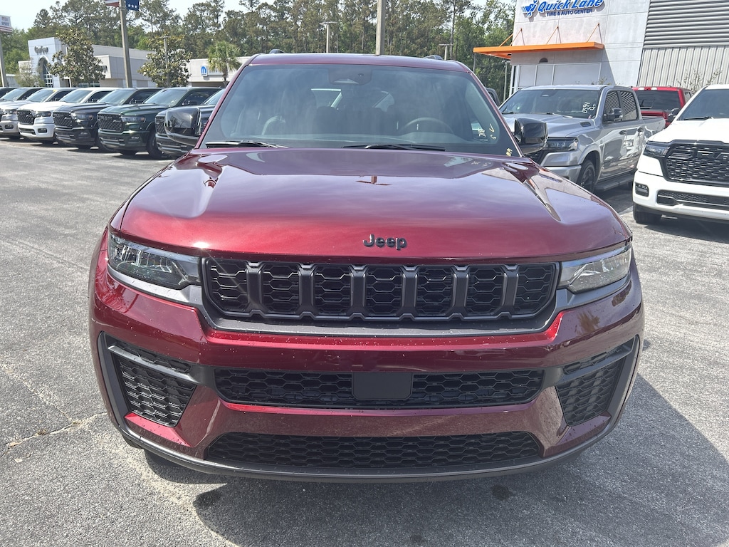 New 2026 Jeep Grand Cherokee L LAREDO ALTITUDE 4X2 Sport Utility