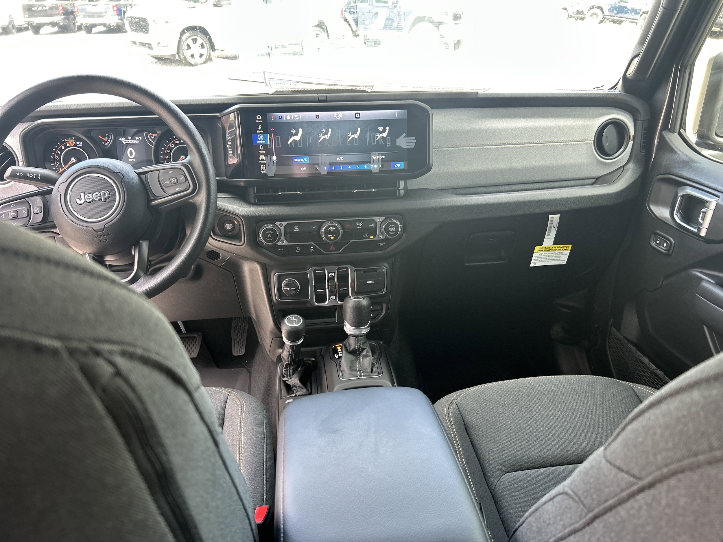 2025 Jeep Wrangler 4-Door Sport - Photo 22