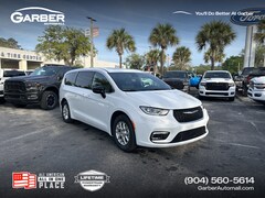 2026 Chrysler Pacifica SELECT Passenger Van