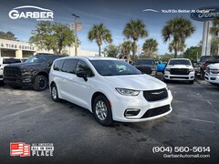 2026 Chrysler Pacifica SELECT Passenger Van