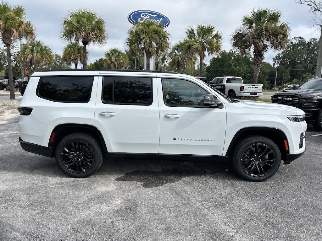 New 2026 Jeep Grand Wagoneer SUMMIT RESERVE 4X4 Sport Utility