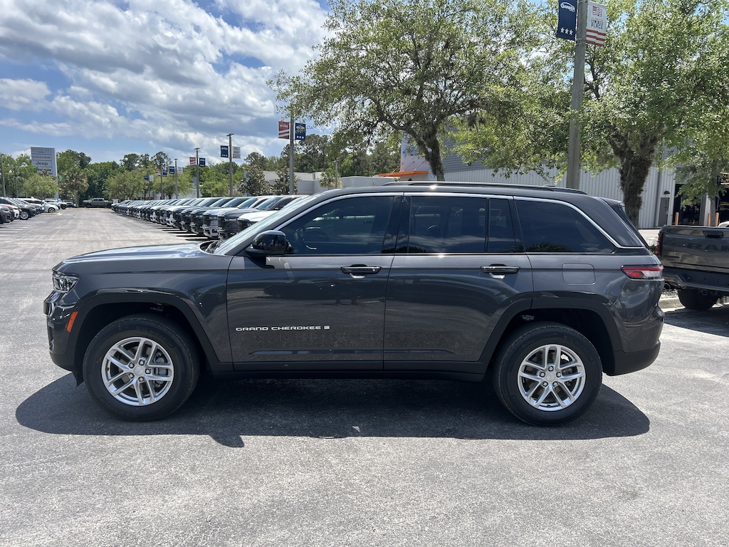 New 2026 Jeep Grand Cherokee LAREDO X 4X2 Sport Utility