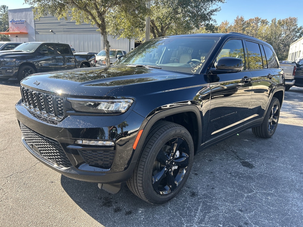 New 2025 Jeep Grand Cherokee LIMITED 4X4 Sport Utility