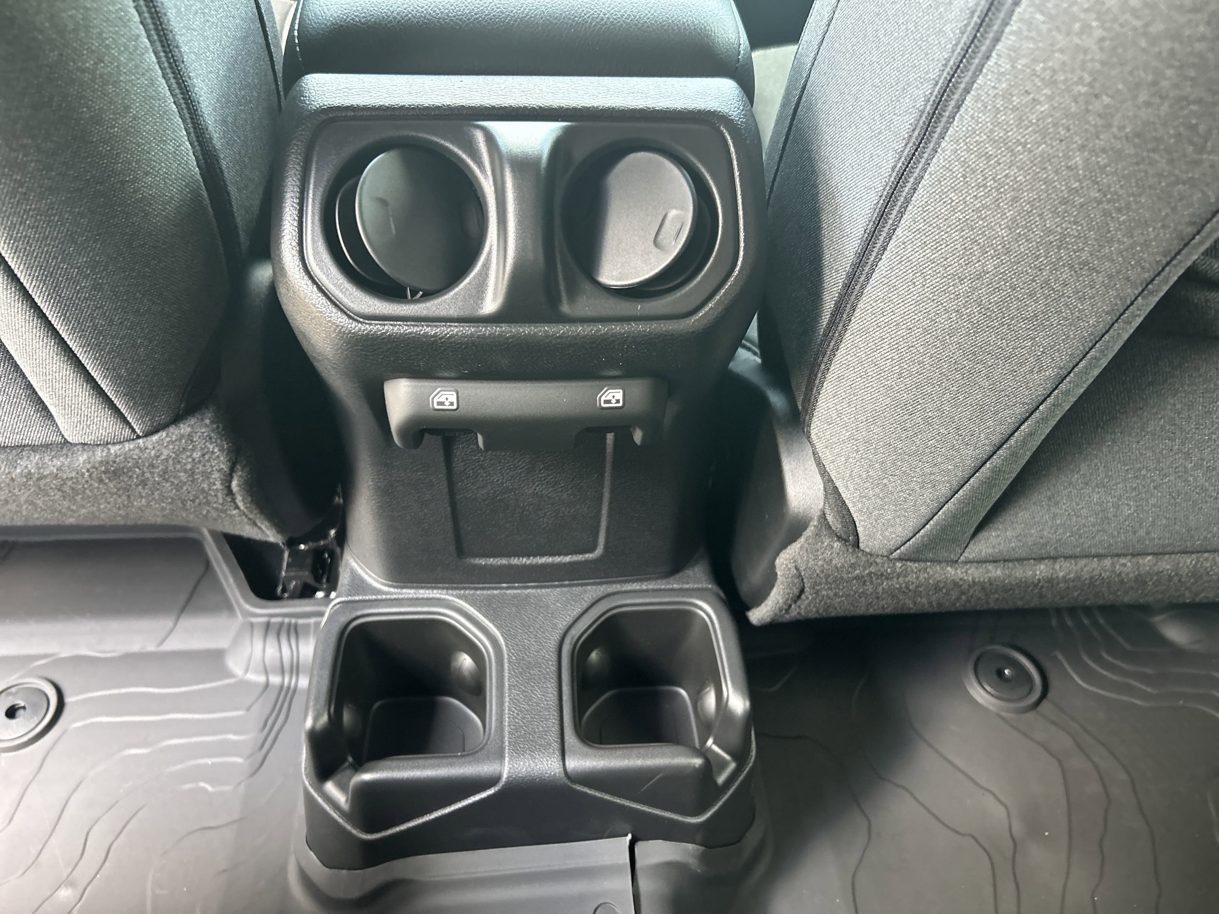 2025 Jeep Wrangler 4-Door Sport - Photo 21
