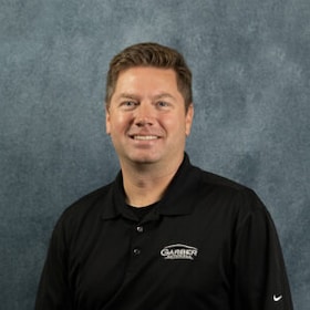 Staff member Mike Weinert from ID_24210e3e3341