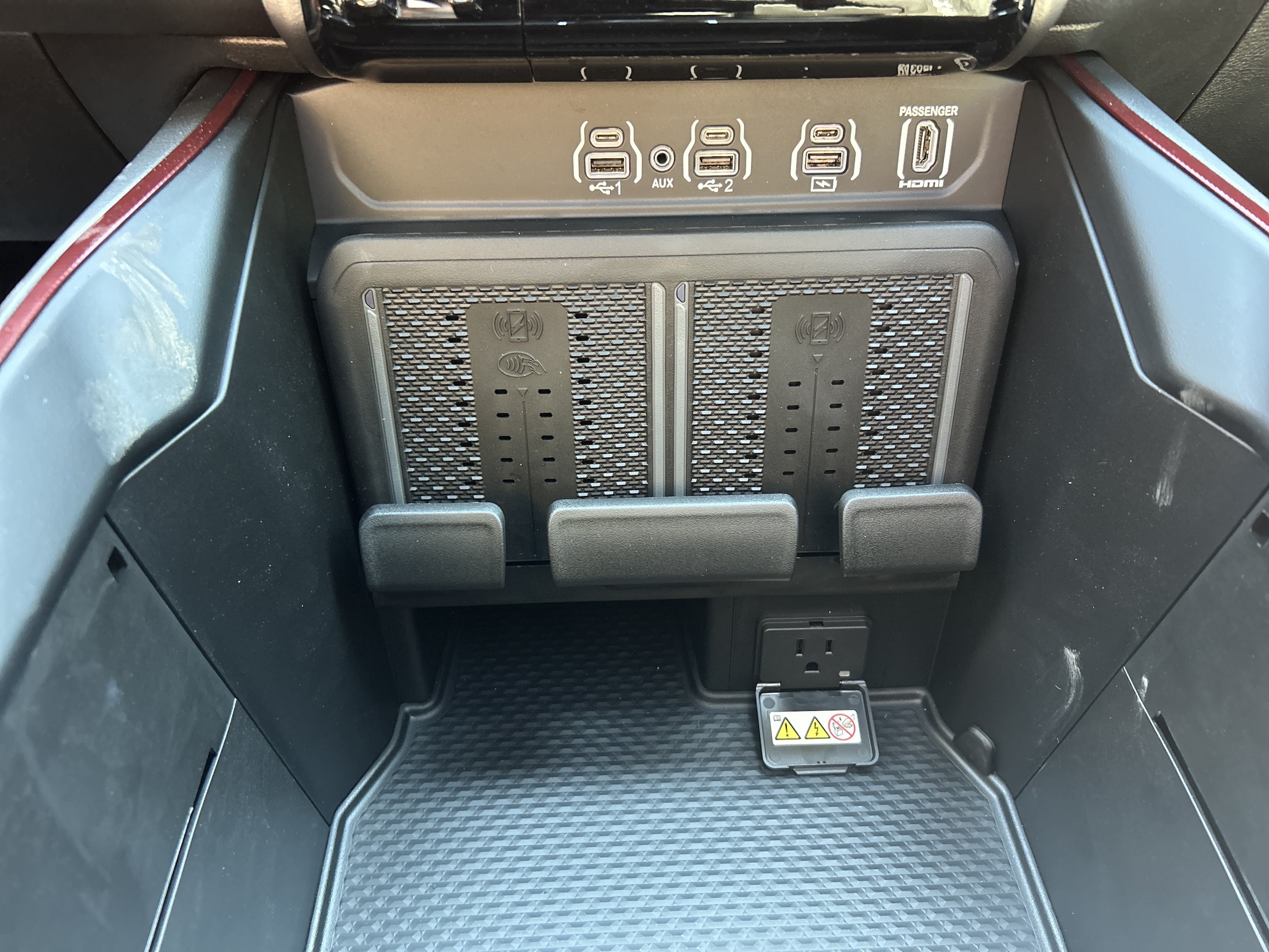 2026 RAM 1500 Rebel - Photo 24