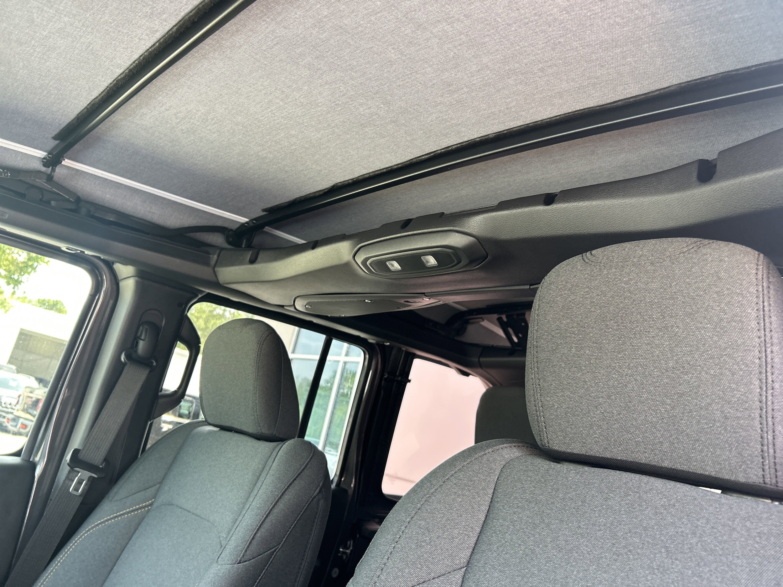 2025 Jeep Wrangler 4-Door Sport - Photo 16