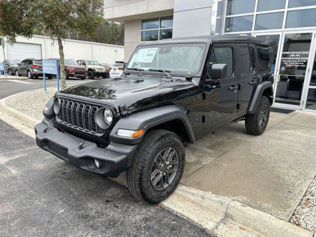 New 2025 Jeep Wrangler 4-DOOR SPORT S Sport Utility