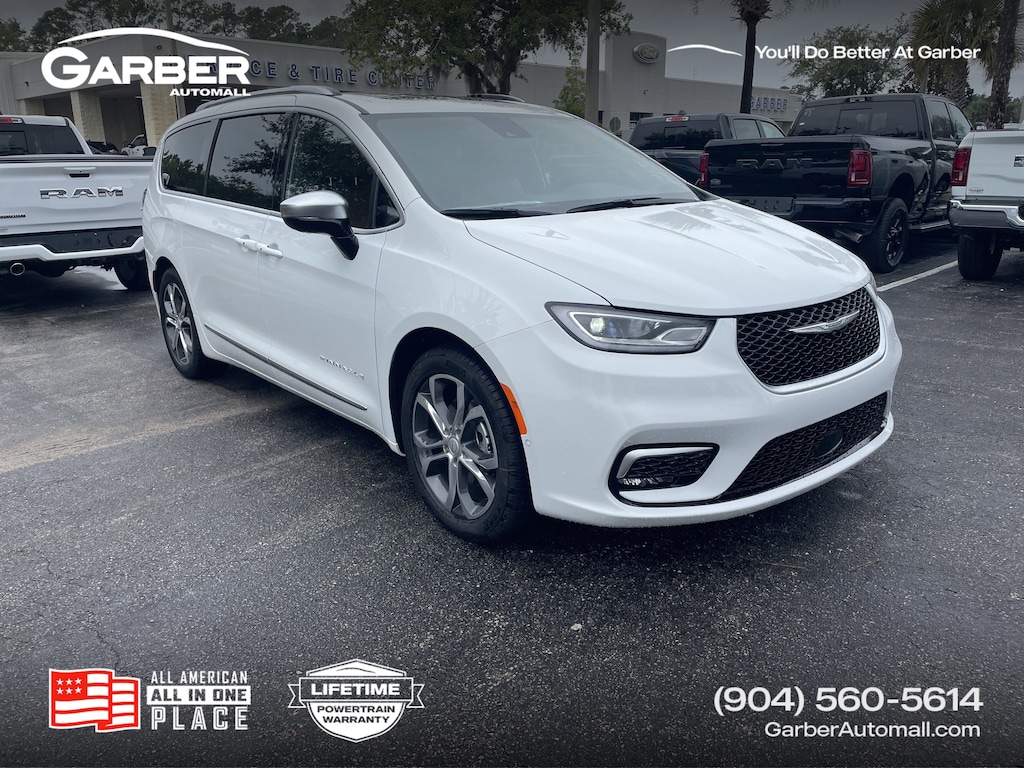 New 2026 Chrysler Pacifica PINNACLE Passenger Van