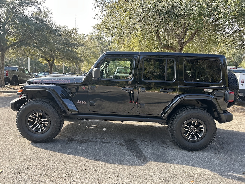 New 2026 Jeep Wrangler 4-DOOR RUBICON X Sport Utility