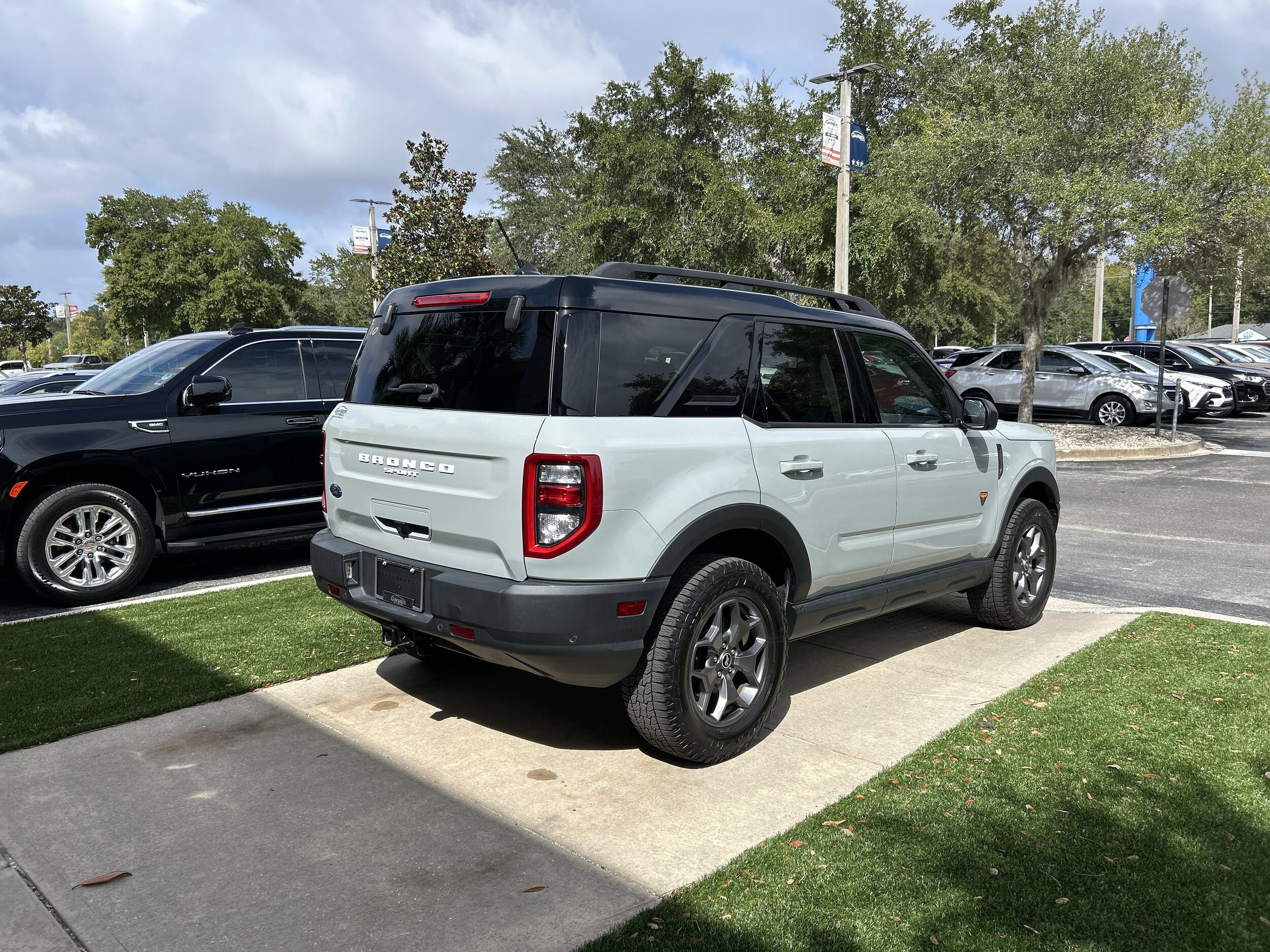 2022 Ford Bronco Sport Badlands photo 2