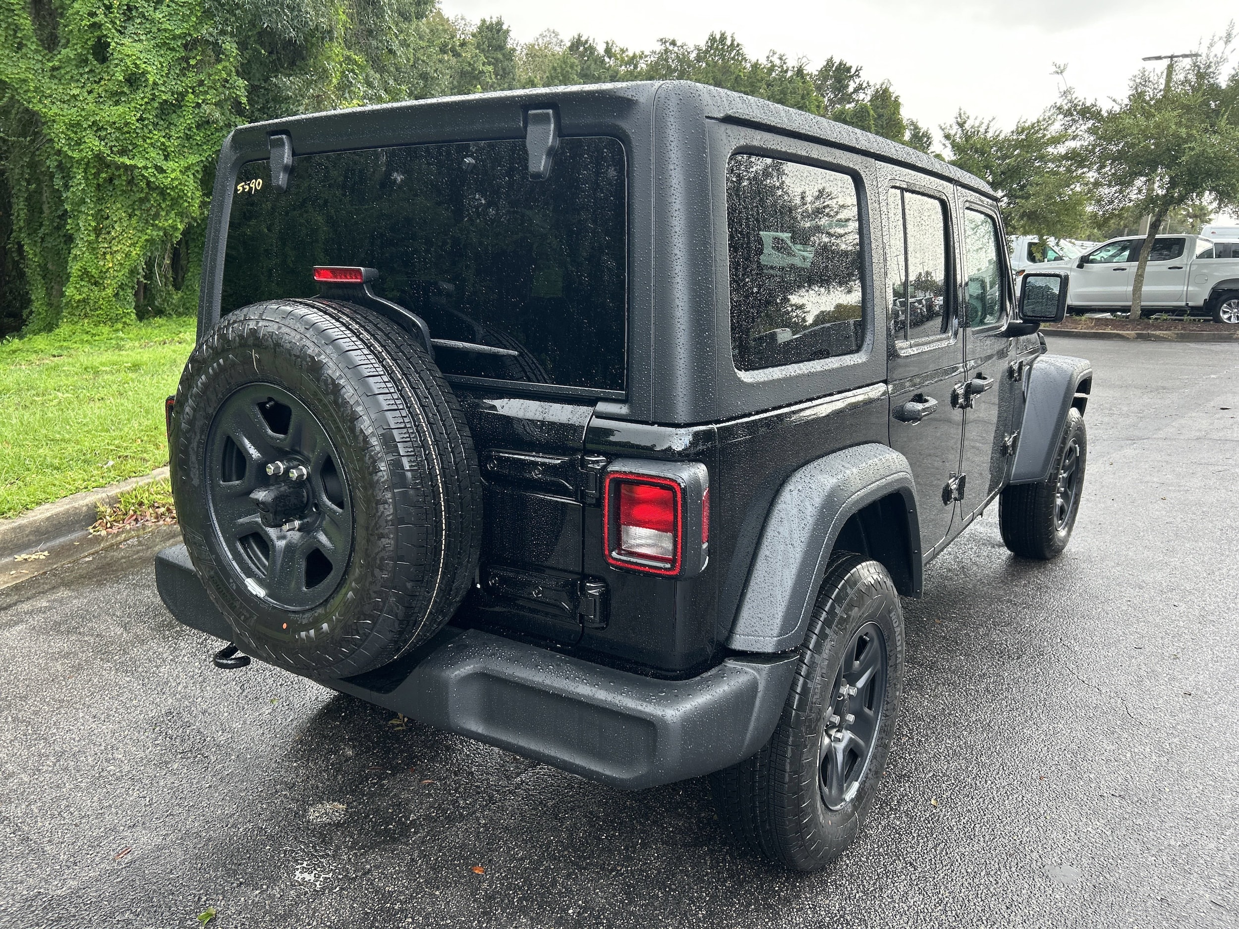 2026 Jeep Wrangler 4-Door Sport - Photo 8