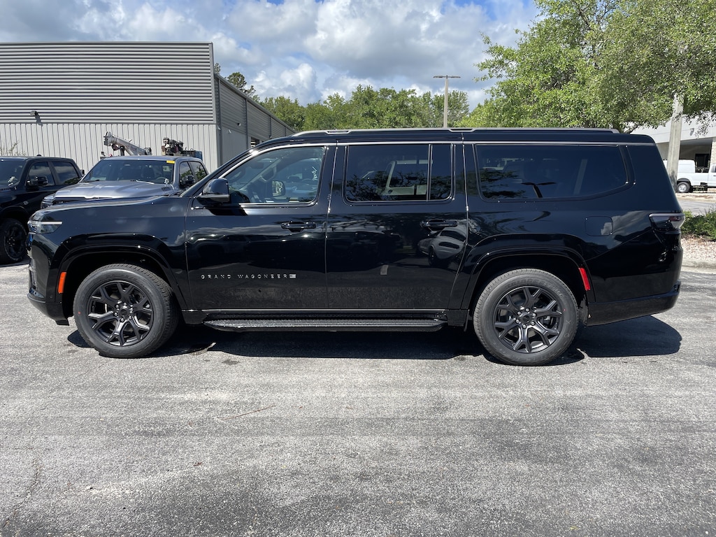 New 2026 Jeep Grand Wagoneer L LIMITED ALTITUDE 4X4 Sport Utility