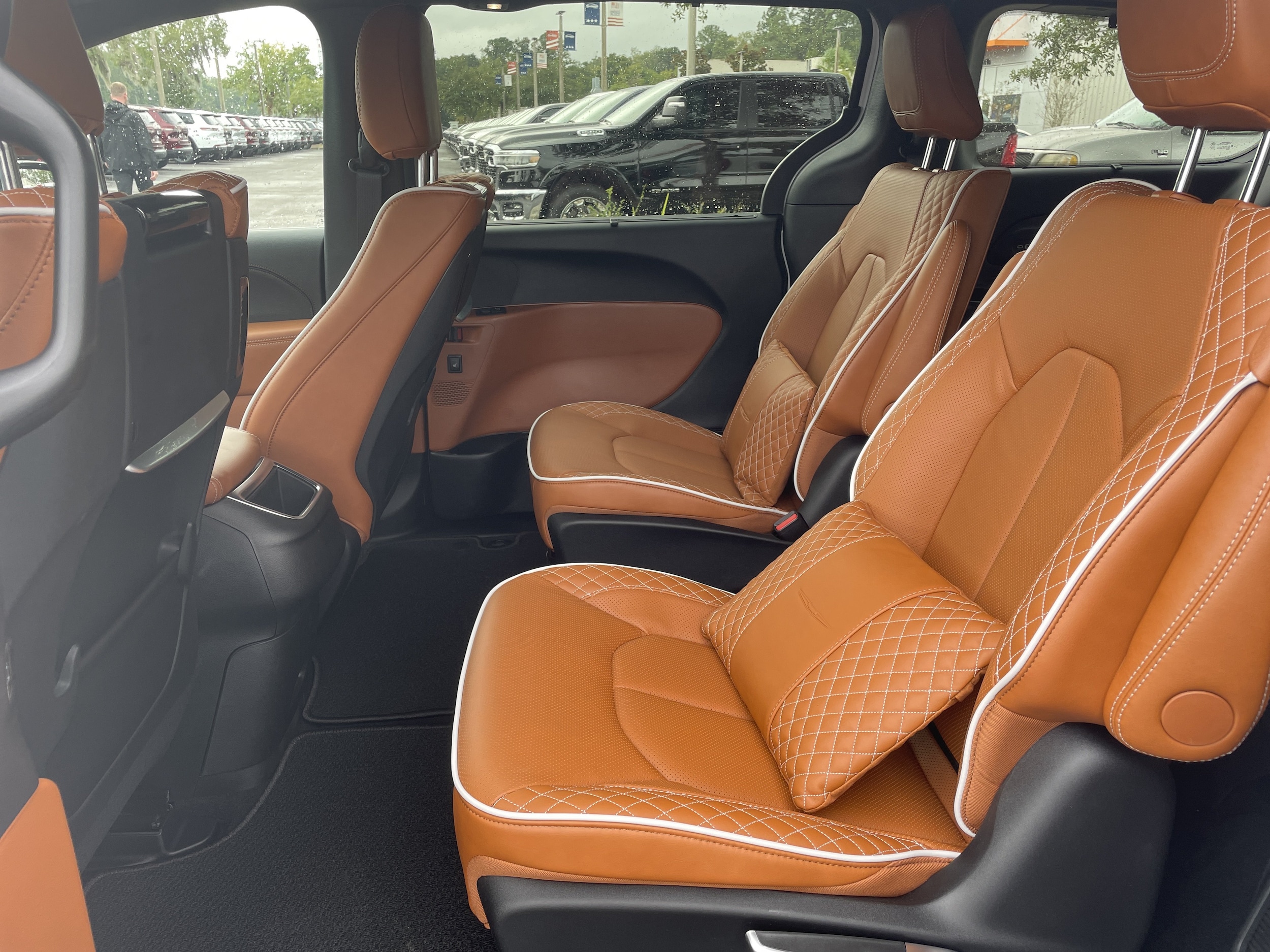 2026 Chrysler Pacifica Pinnacle - Photo 33