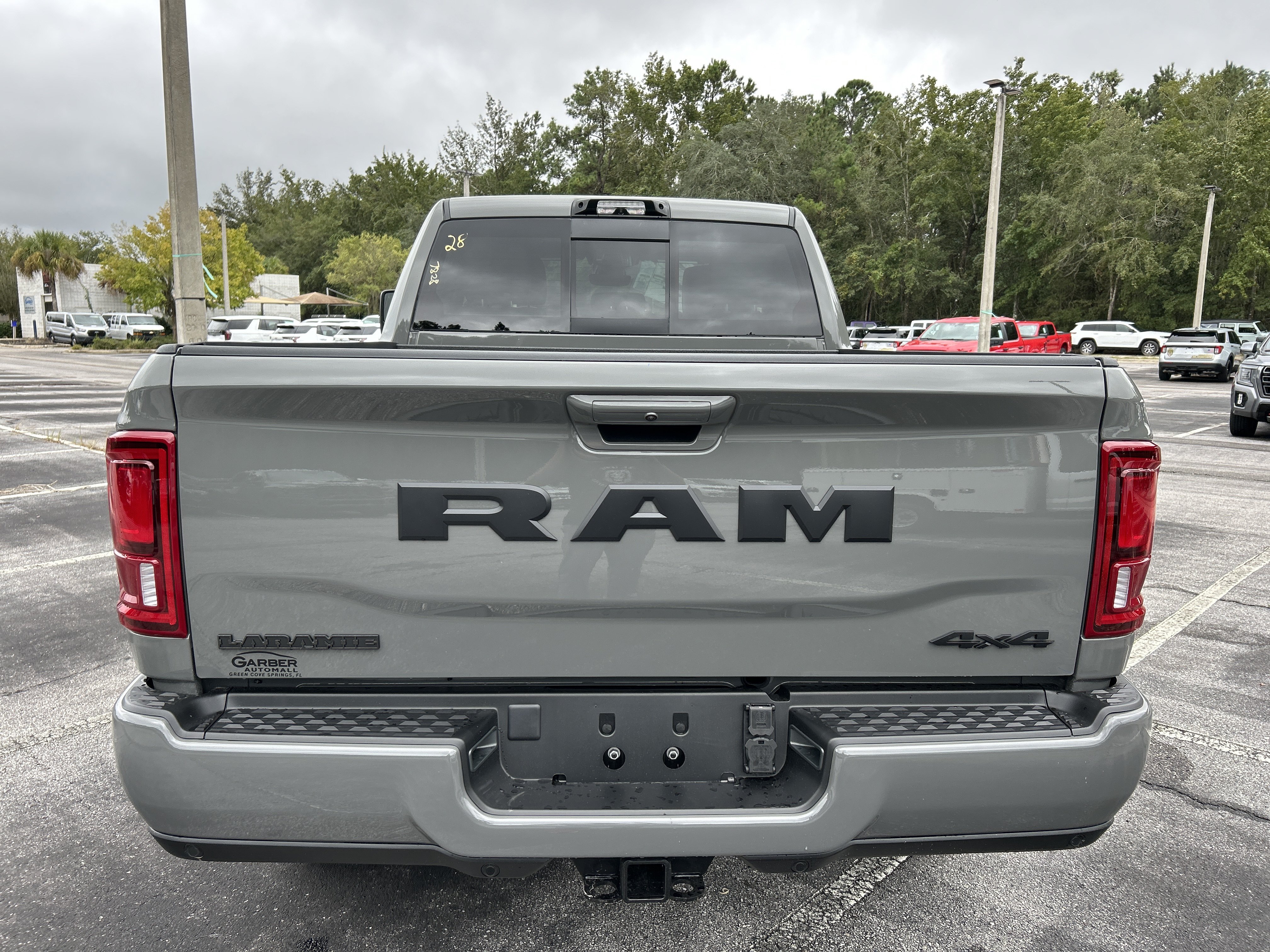 New 2027 Ram 3500 LARAMIE CREW CAB 4X4 6'4 BOX Pickup