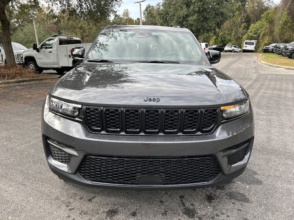 New 2025 Jeep Grand Cherokee ALTITUDE X 4X2 Sport Utility