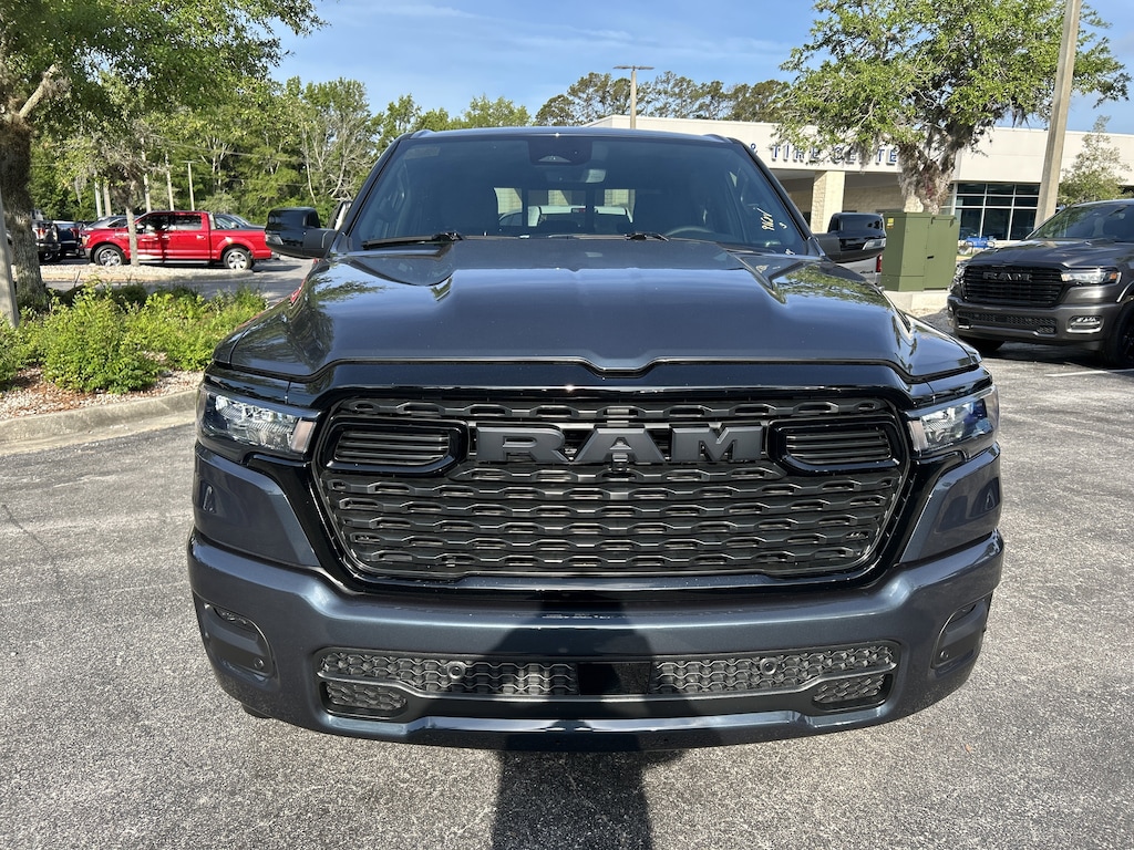 New 2026 Ram 1500 BIG HORN CREW CAB 4X4 5'7 BOX Pickup