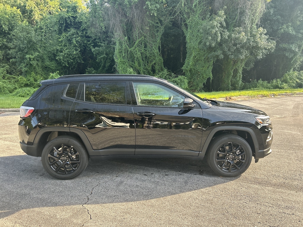 New 2026 Jeep Compass LATITUDE ALTITUDE 4X4 Sport Utility