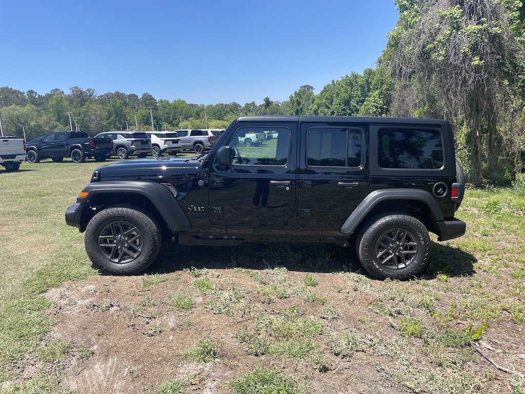New 2026 Jeep Wrangler 4-DOOR SPORT Sport Utility