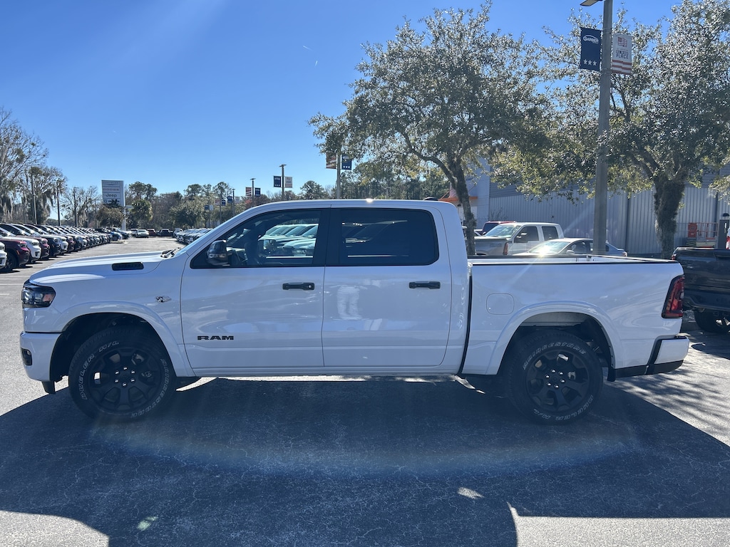 New 2026 Ram 1500 BIG HORN CREW CAB 4X4 5'7 BOX Pickup