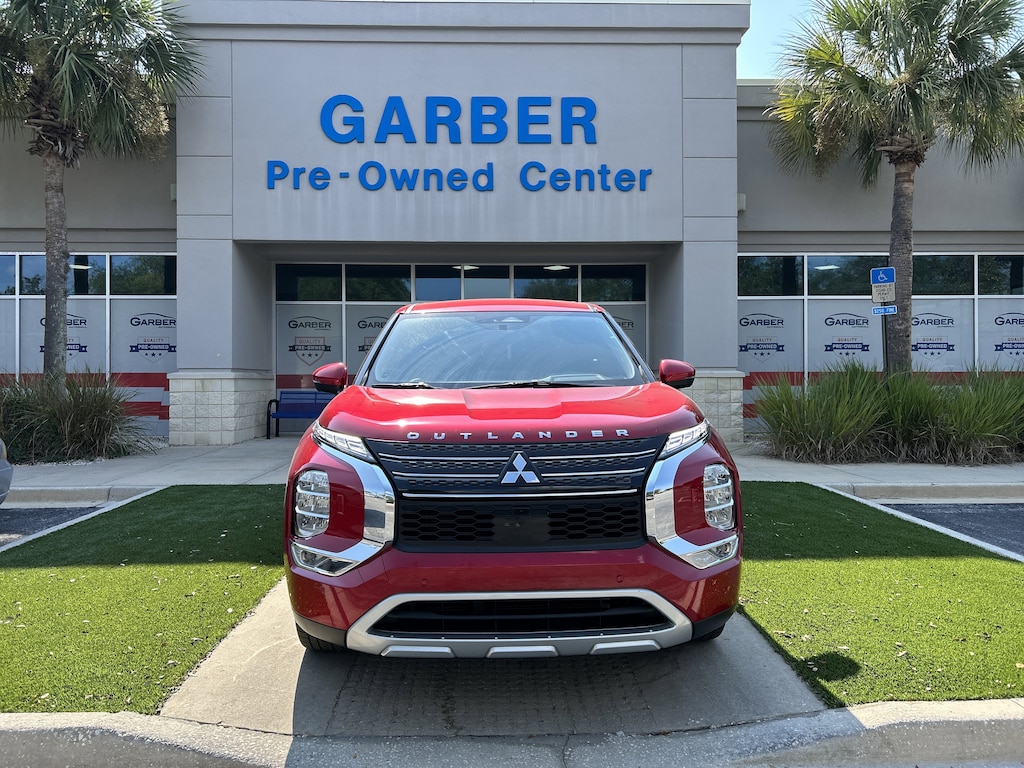 Used 2023 Mitsubishi Outlander SE SUV