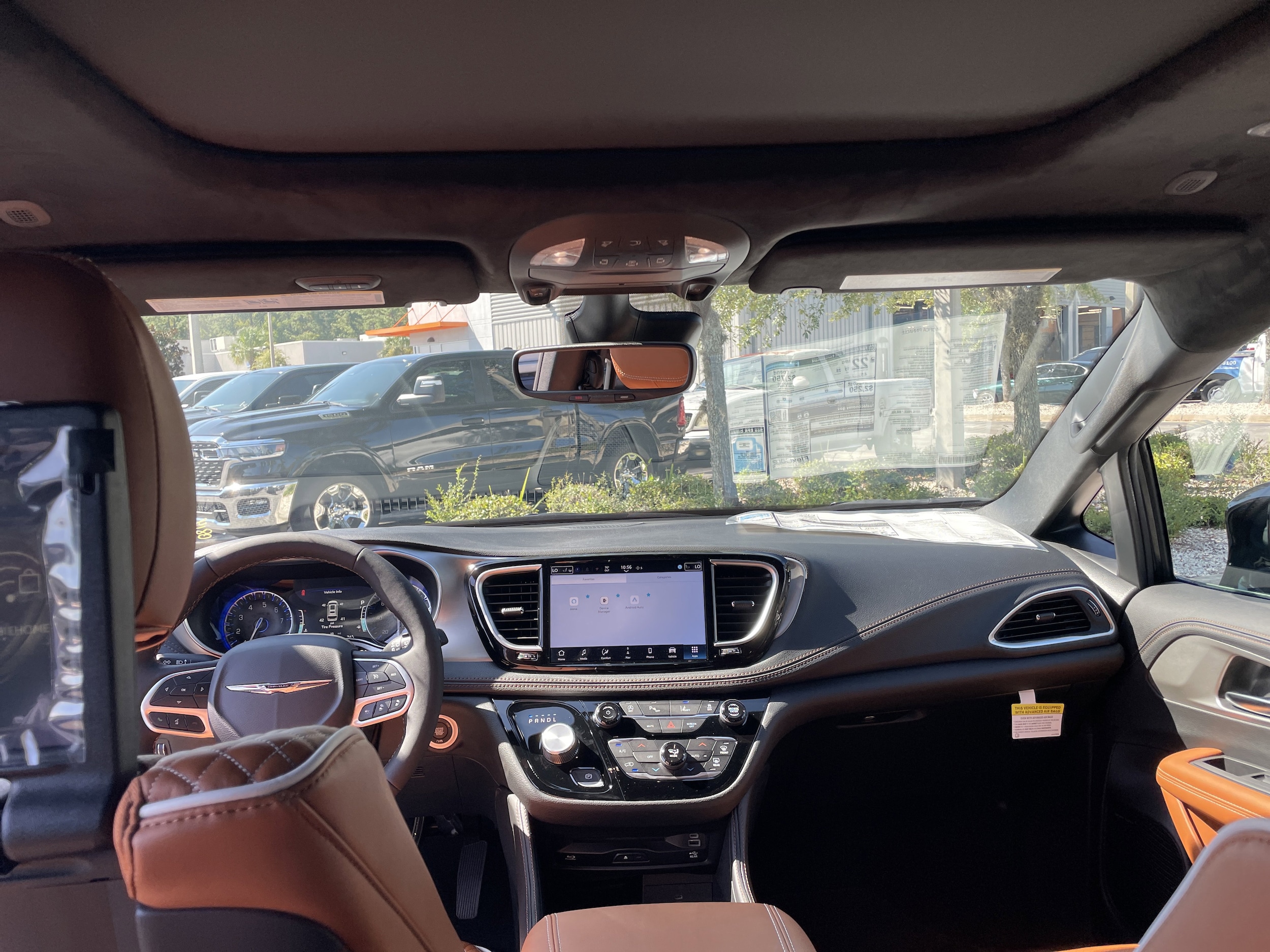 2026 Chrysler Pacifica Pinnacle - Photo 42