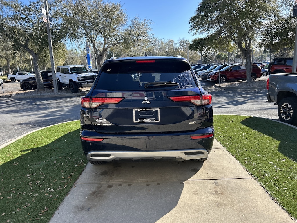 Used 2022 Mitsubishi Outlander SEL CUV