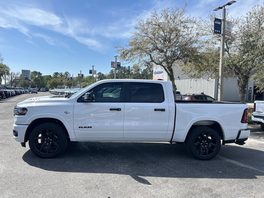 New 2026 Ram 1500 LARAMIE CREW CAB 4X4 5'7 BOX Pickup