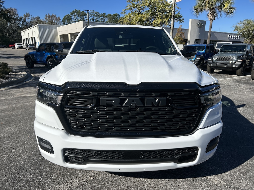 New 2026 Ram 1500 BIG HORN CREW CAB 4X4 5'7 BOX Pickup