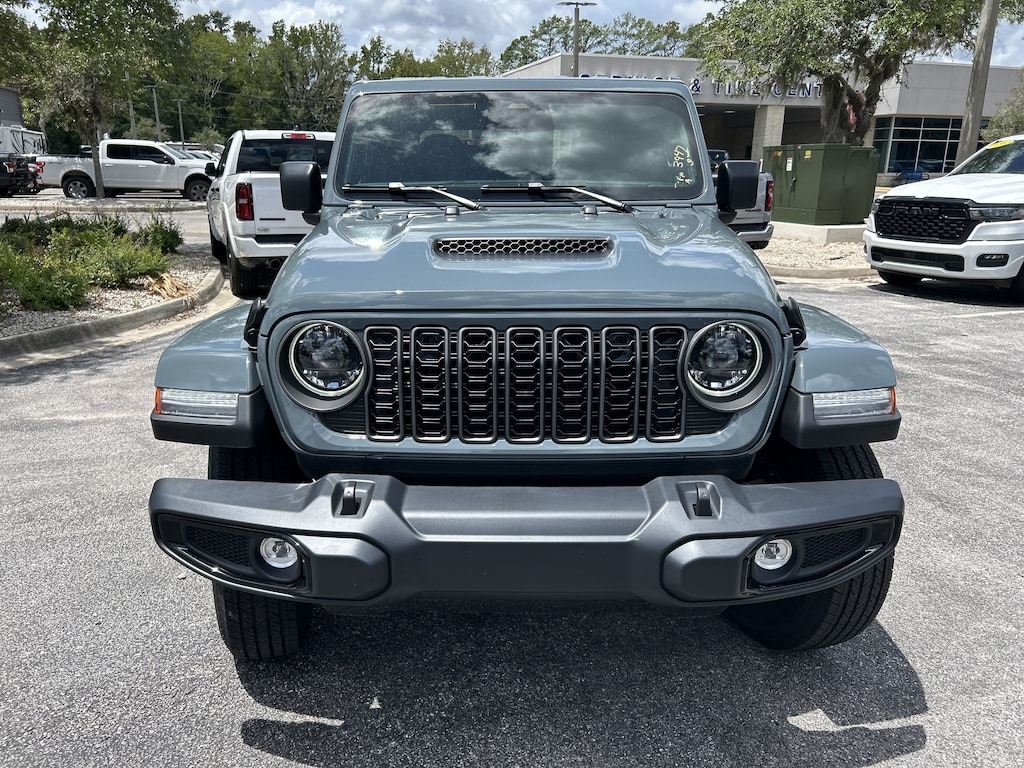 New 2026 Jeep Gladiator SPORT S 4X4 Pickup