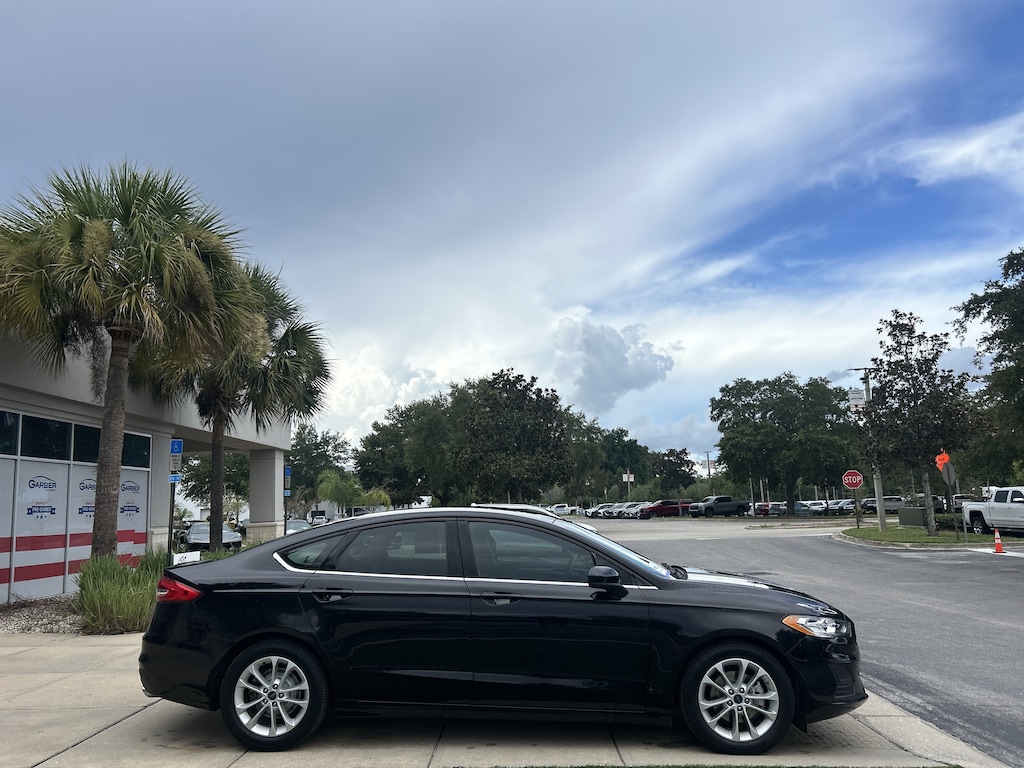 Used 2019 Ford Fusion SE Sedan