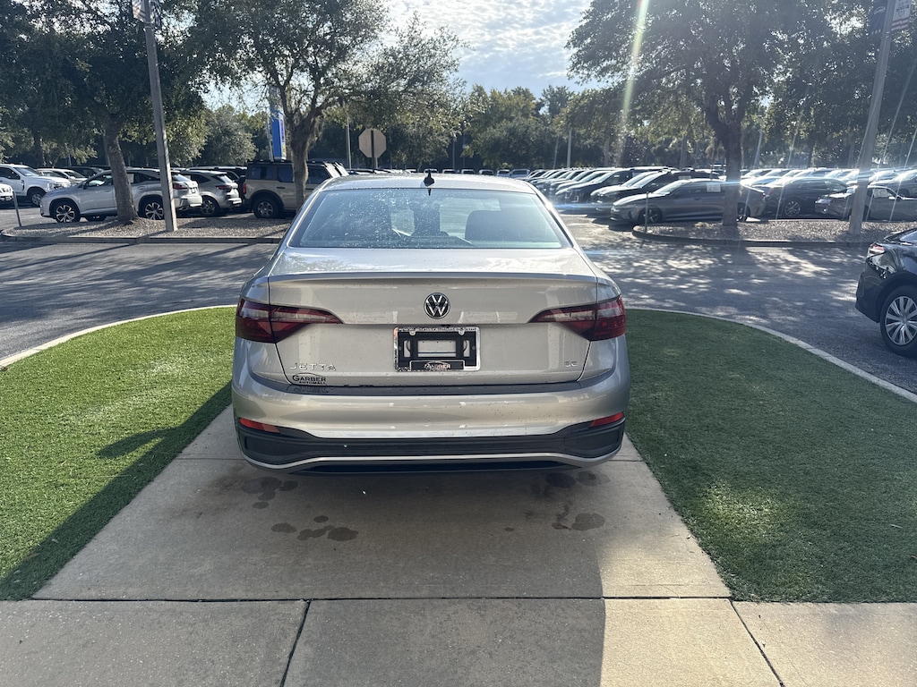 Used 2023 Volkswagen Jetta 1.5T SE Sedan