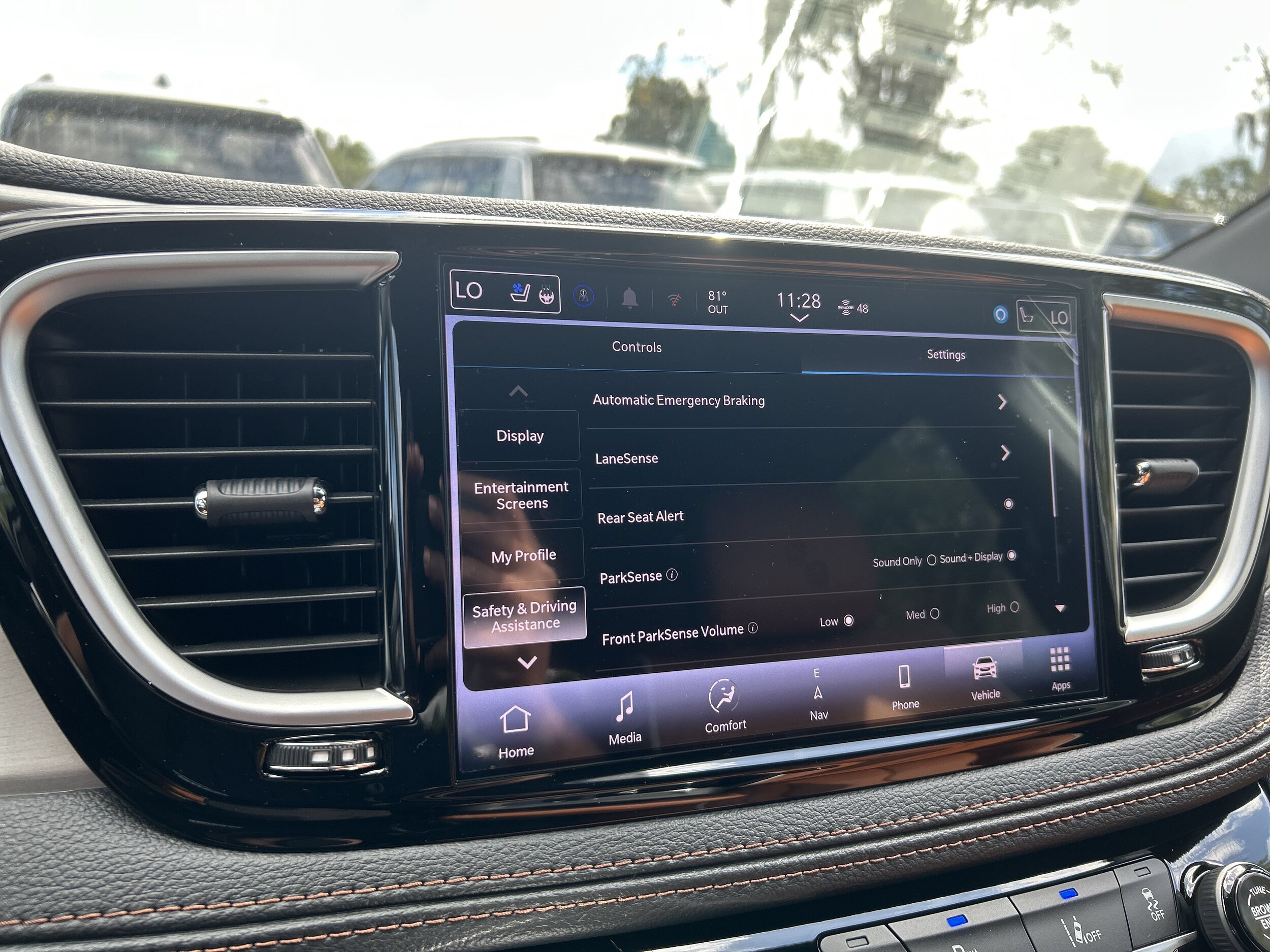 2026 Chrysler Pacifica Pinnacle - Photo 37