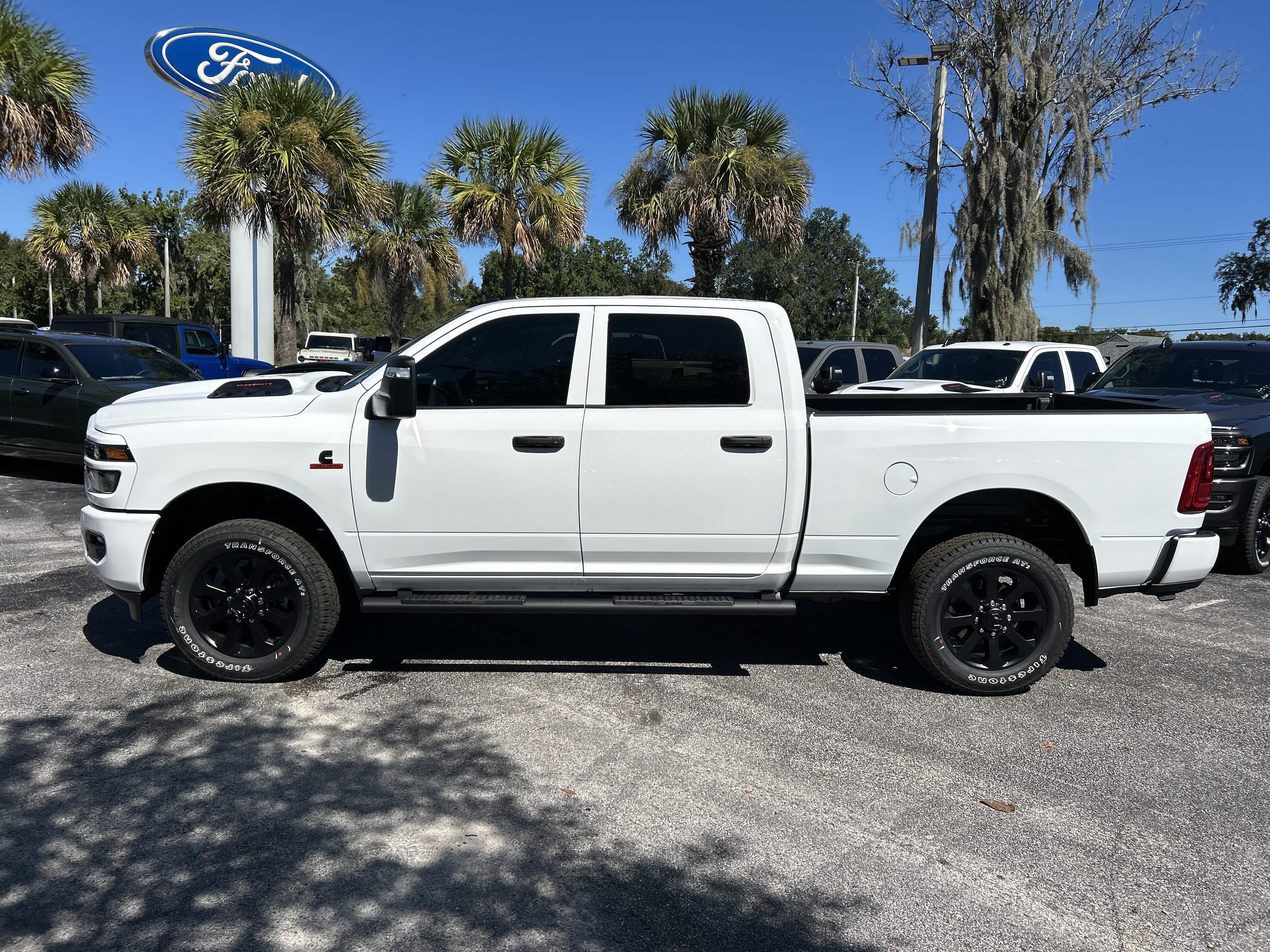 New 2027 Ram 2500 BLACK EXPRESS CREW CAB 4X4 6'4 BOX Pickup