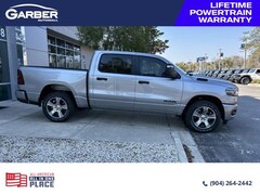 2025 Ram 1500 TRADESMAN CREW CAB 4X4 5'7 BOX Pickup