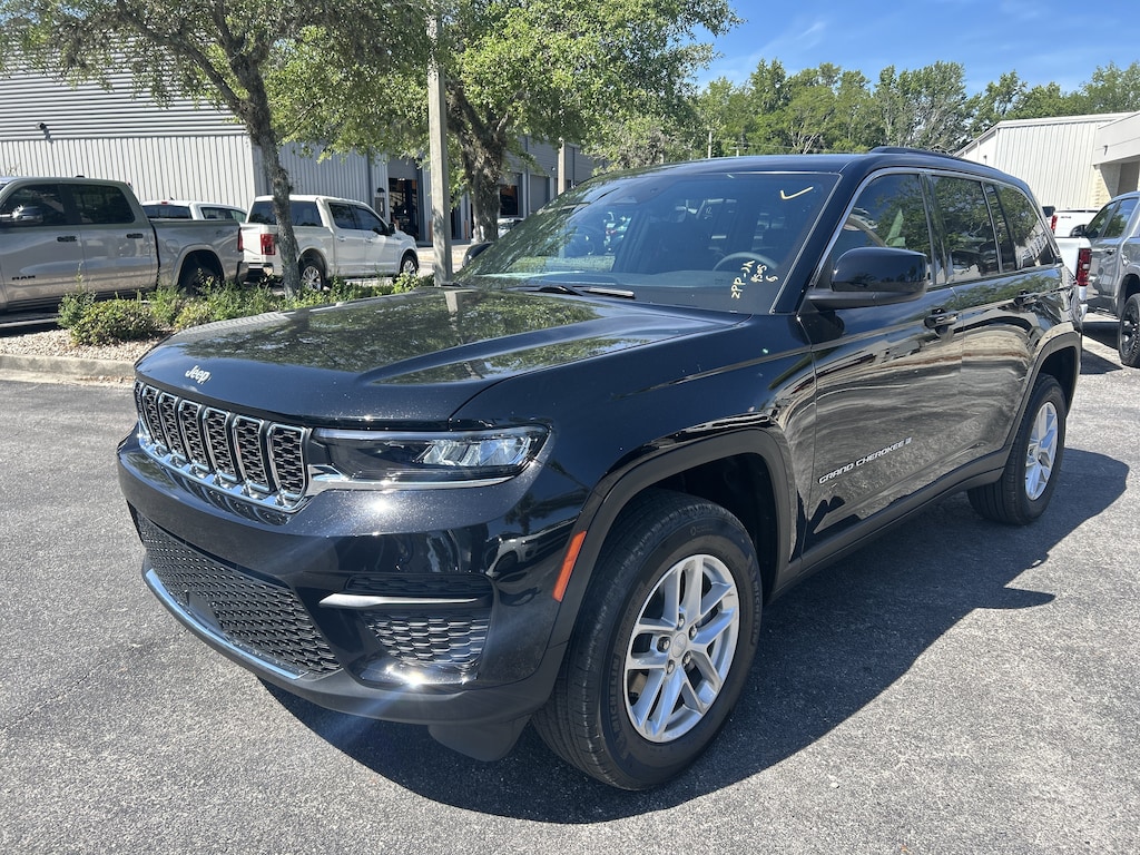 New 2026 Jeep Grand Cherokee LAREDO X 4X2 Sport Utility