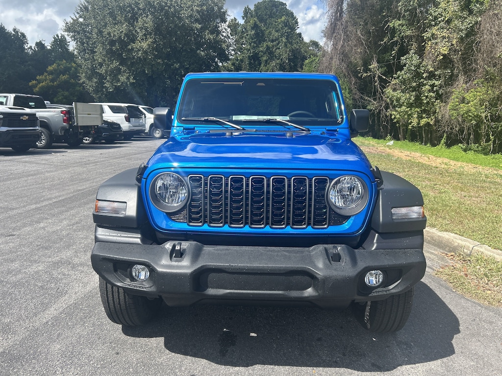 New 2025 Jeep Wrangler 4-DOOR SPORT S Sport Utility