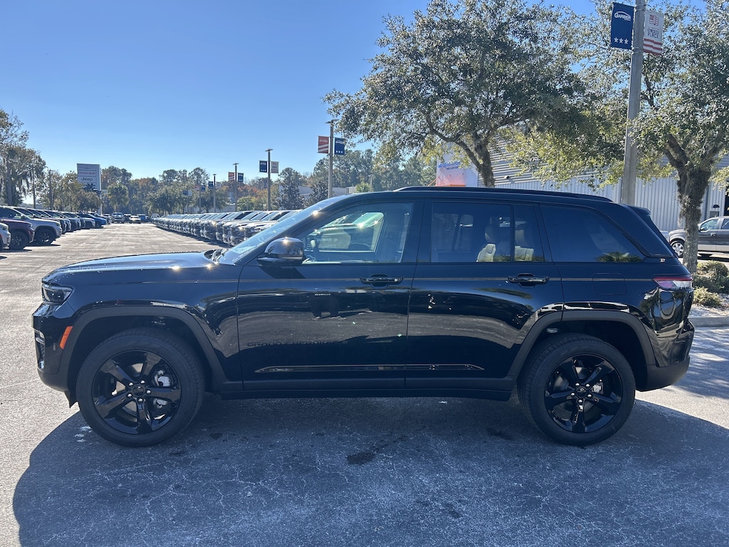 New 2025 Jeep Grand Cherokee LIMITED 4X4 Sport Utility