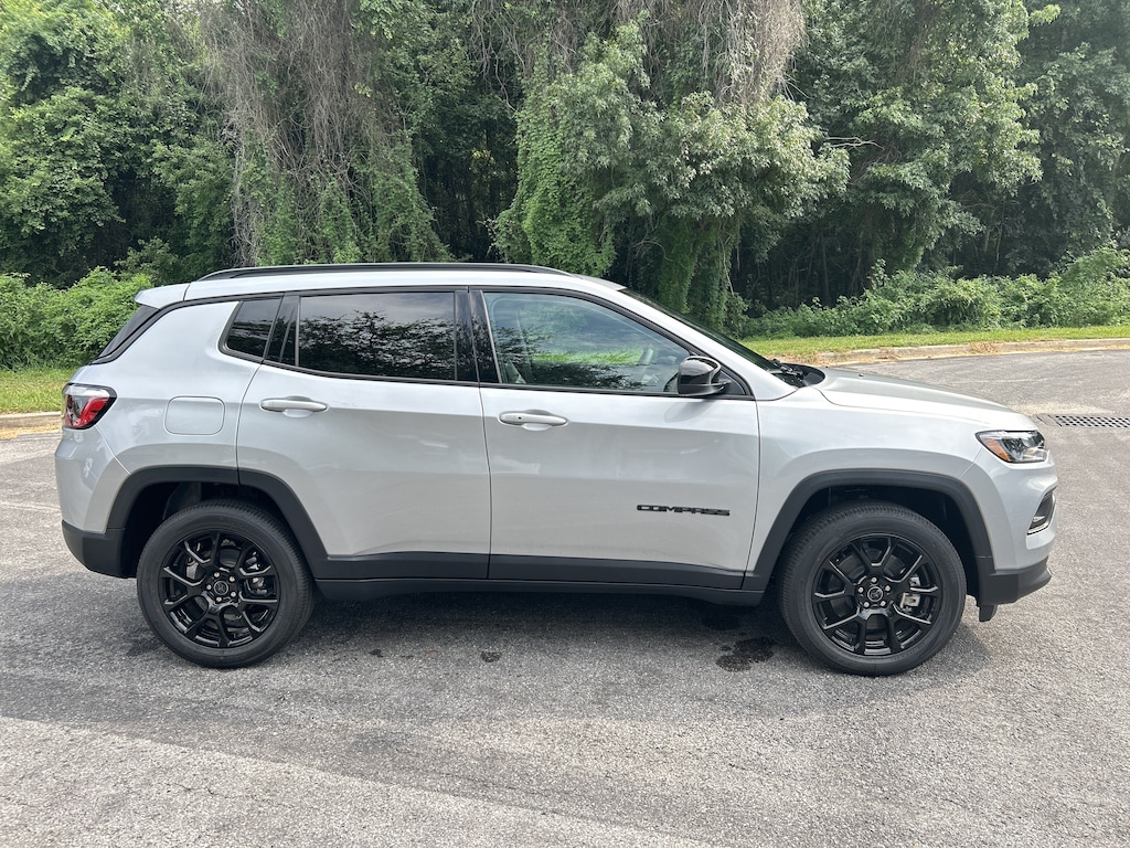 New 2026 Jeep Compass LATITUDE ALTITUDE 4X4 Sport Utility