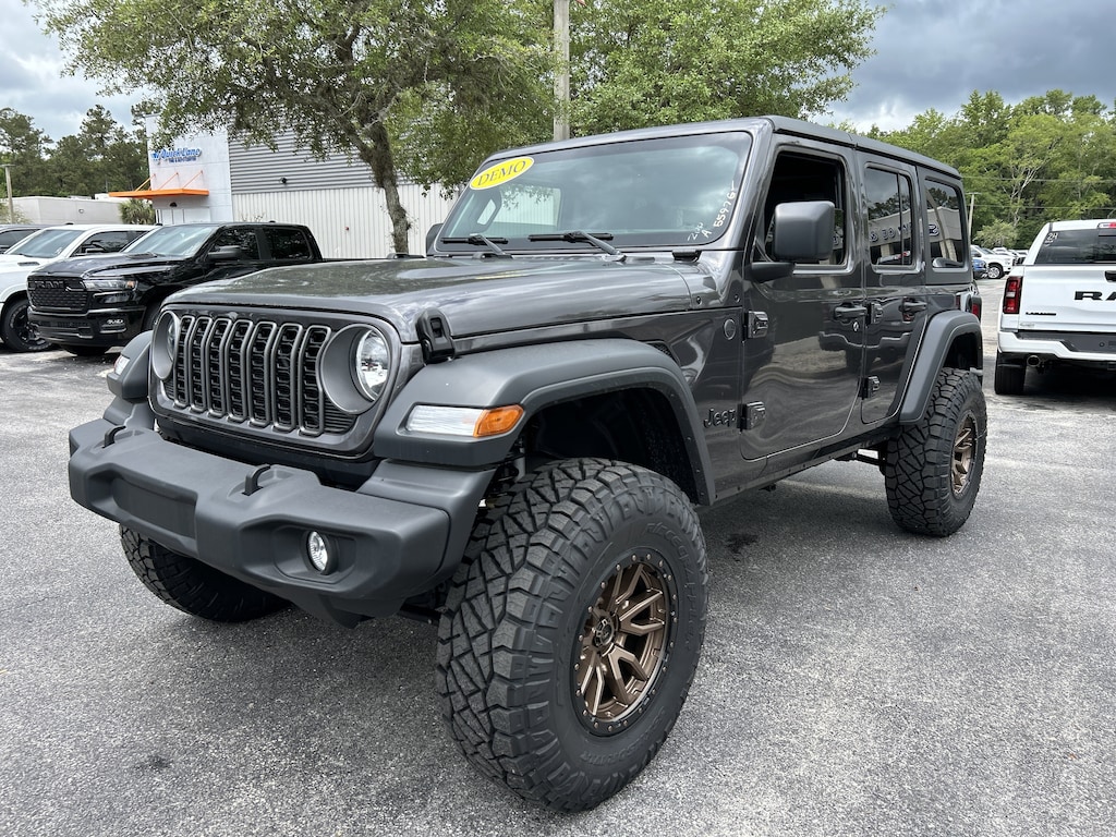 New 2026 Jeep Wrangler 4-DOOR SPORT Sport Utility