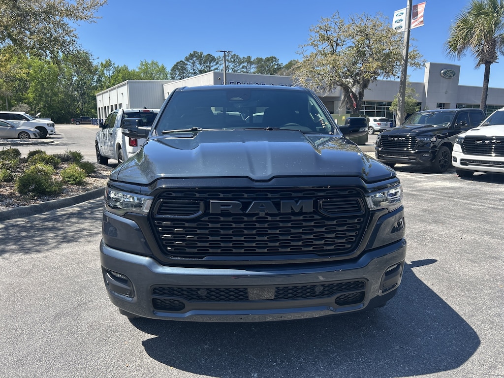 New 2026 Ram 1500 BIG HORN CREW CAB 4X4 5'7 BOX Pickup