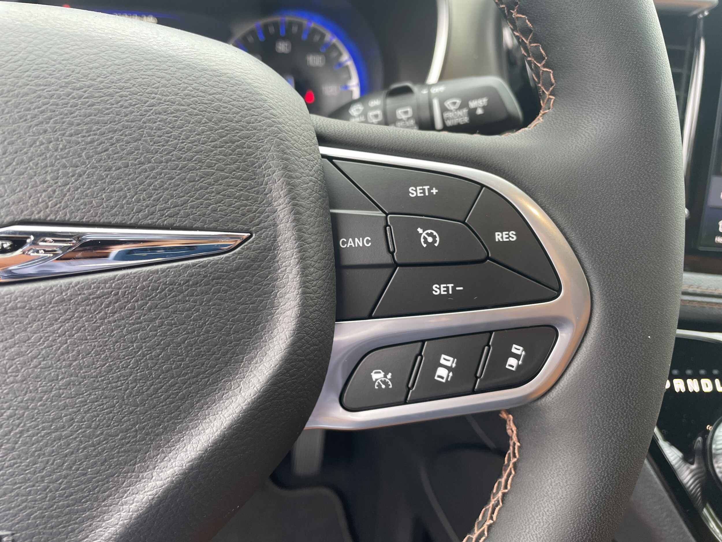 2026 Chrysler Pacifica Pinnacle - Photo 18