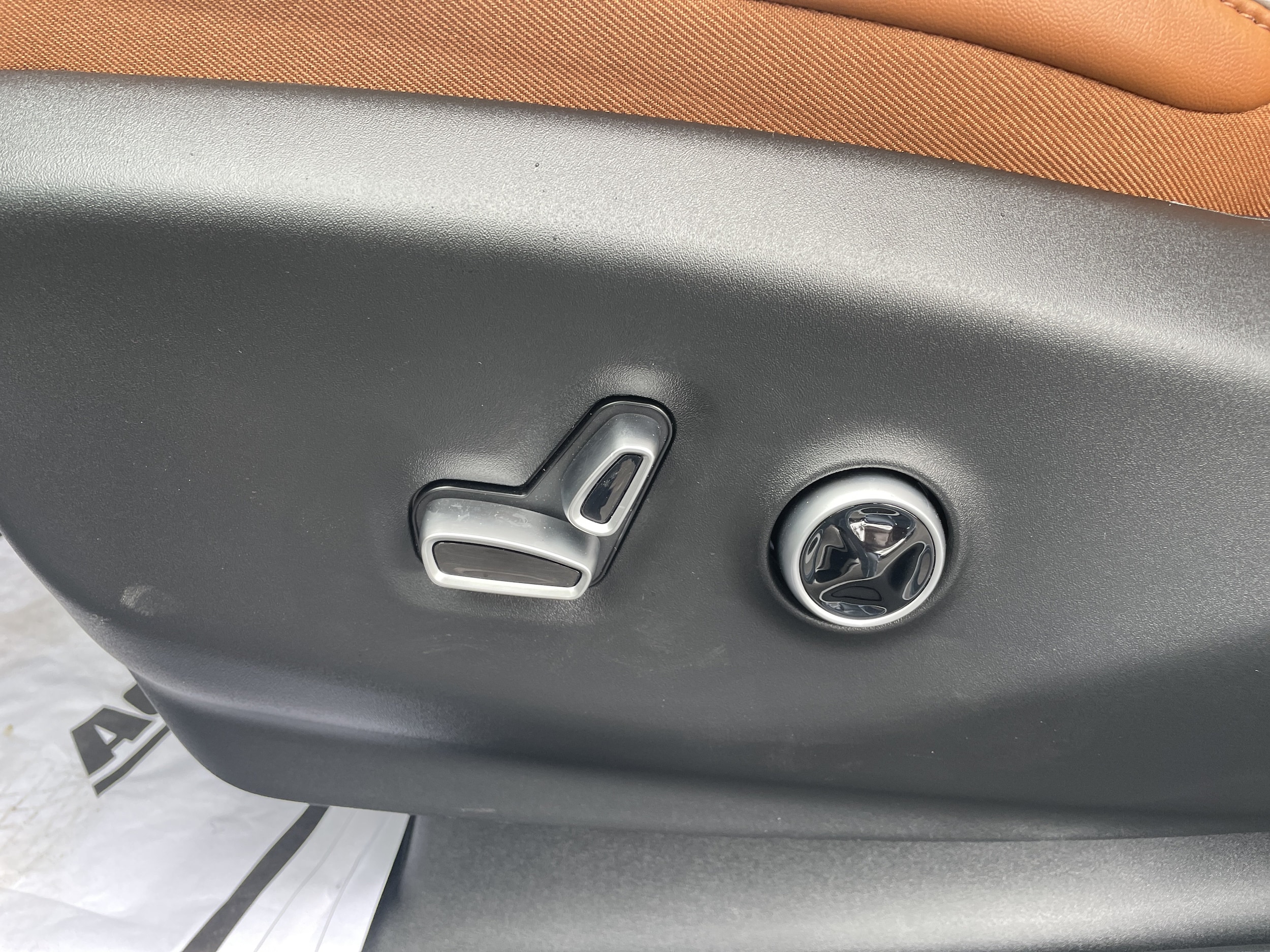 2026 Chrysler Pacifica Pinnacle - Photo 15